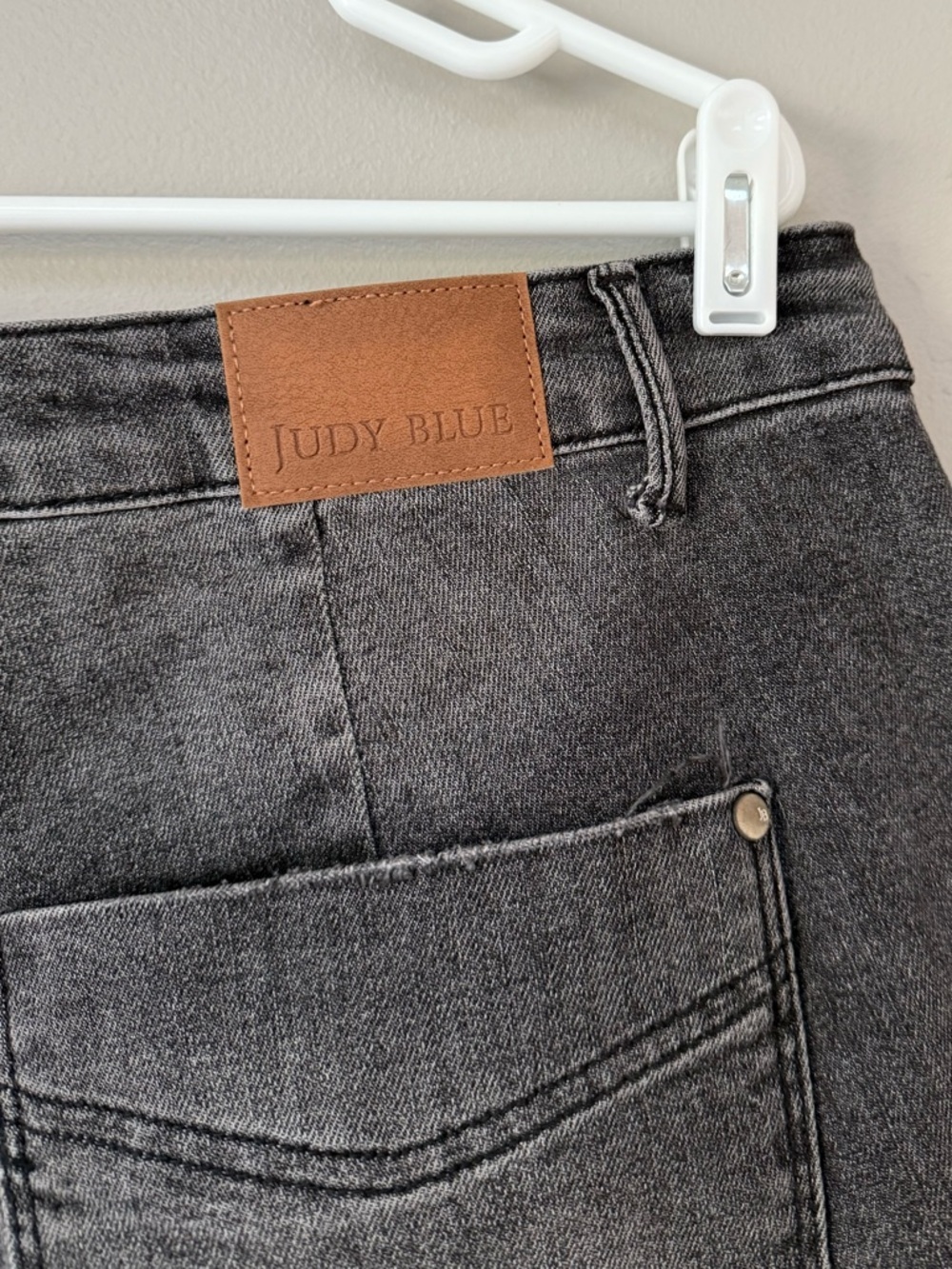 Judy Blue High Rise Wide Leg Crop Jeans - Picture 7 of 9